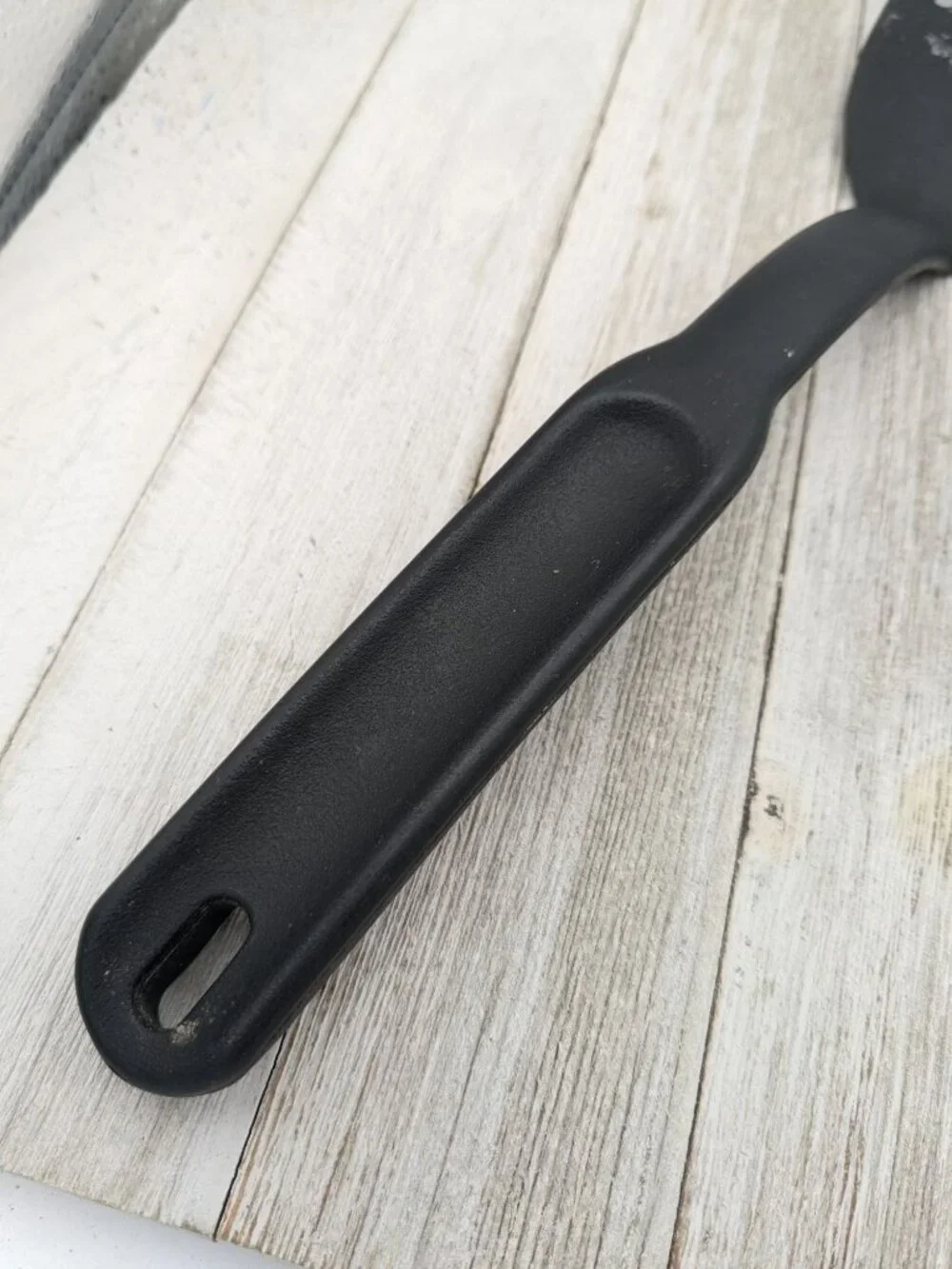 Pampered Chef #1 Black Slotted Nylon Plastic Spatula 2351 Turner 13”